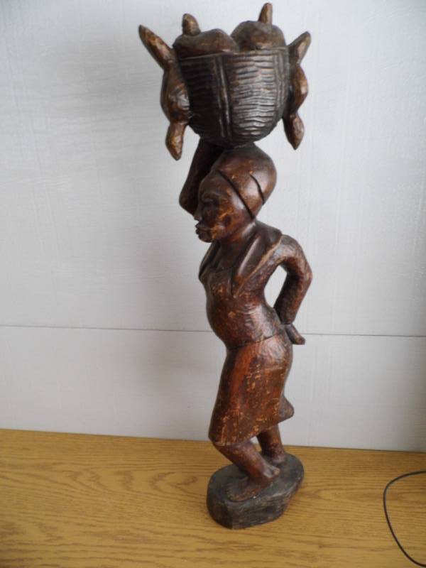 lot 101 image: Wooden Statue