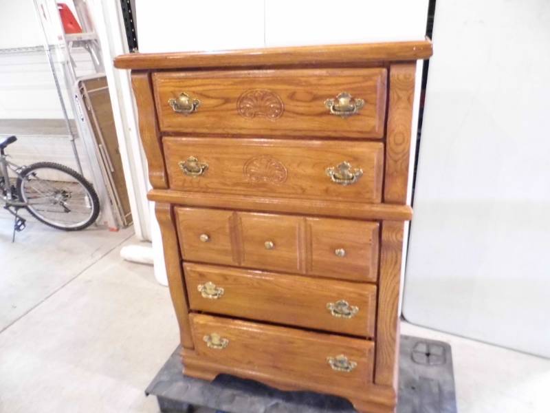 lot 130 image: Dresser