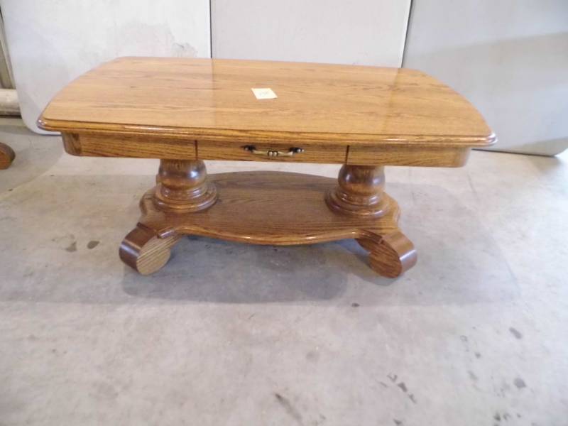 lot 138 image: Oak Coffee Table