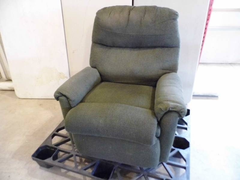 lot 126 image: Dark Green Recliner
