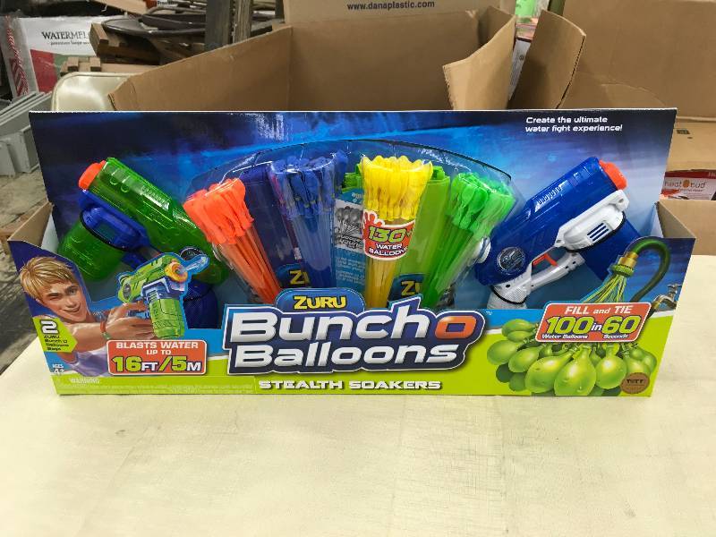 lot 219 image: Zuru Bunch O Balloons Stealth Soakers, Retail $19.99