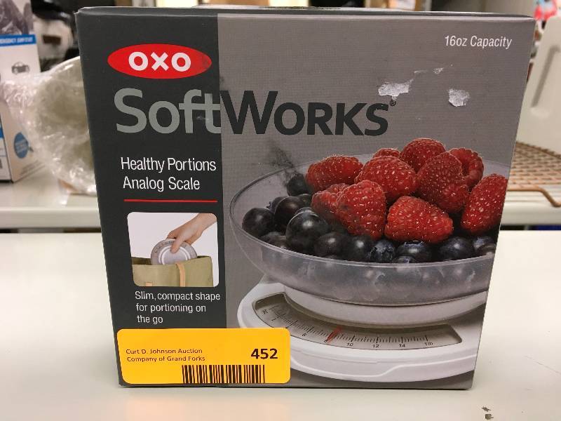 lot 452 image: OXO Healthy Portions Scale, Retail $12.99