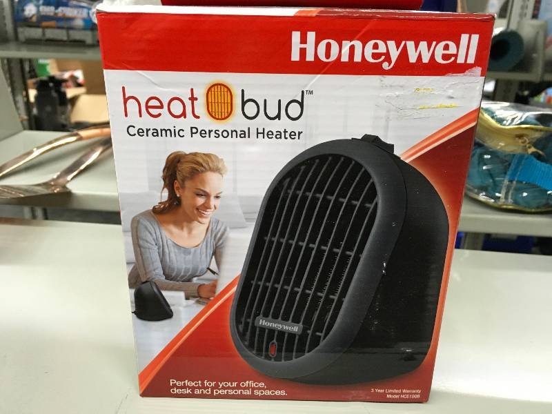 lot 457 image: Honeywell Heat Bud, Retail $15.99