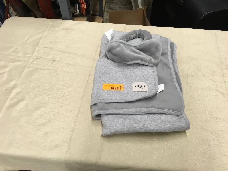 lot 460 image: UGG Blanket & Fleece Eye Mask, Retail $79.99