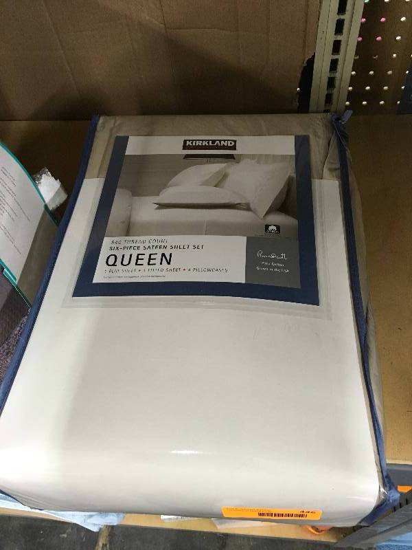 Kirkland Signature 6 Piece Saten Sheet Set Queen, Retail $58.99