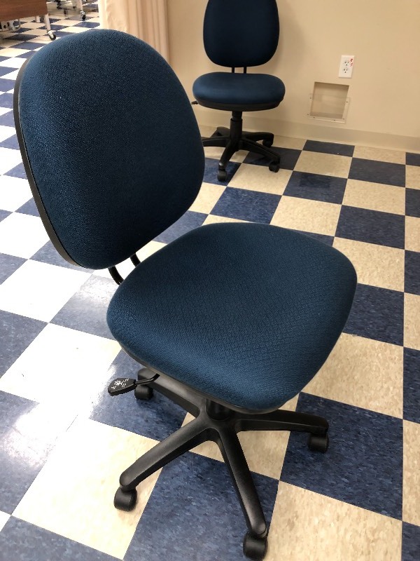 lot 81 image: MSRP $200 Alera Interval Series Ergonomic SwivelTilt Task Chair, Blue Fabric - Waterfall Seat Edge Helps Relieve Pressure Points On The Underside Of Legs - Good Condition