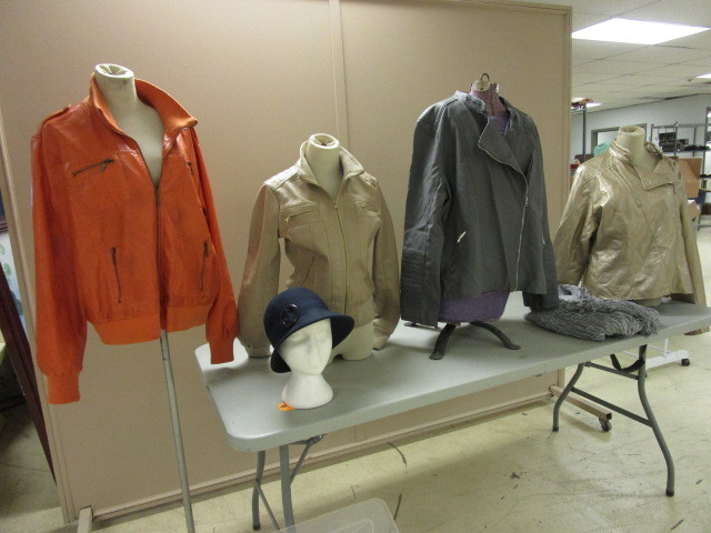 WOMENS CLOTHING
