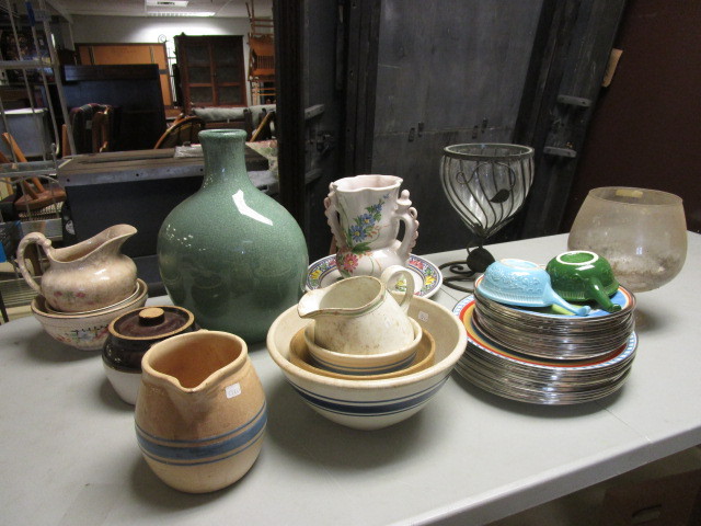 VINTAGE NAME BRAND POTTERY