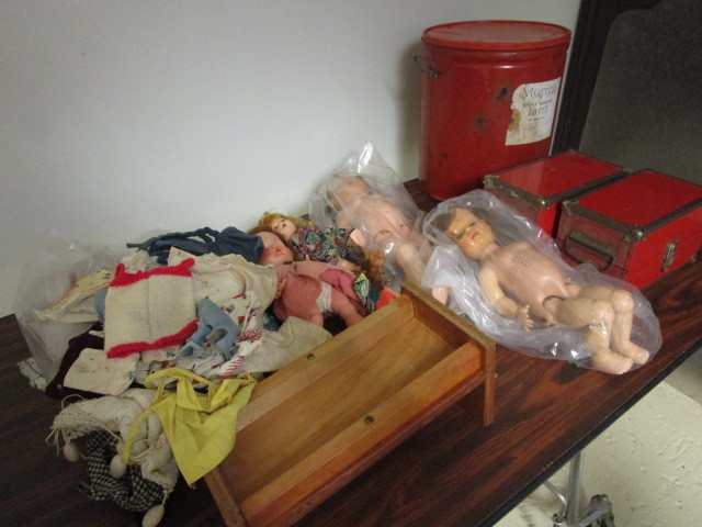 VINTAGE HORSEMAN, EE GEE AND BARBIE DOLLS WITH CLOTHES  VINTAGE TIN