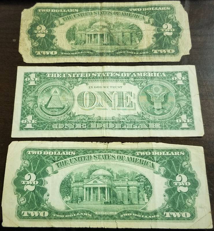 GROUP OF 3 BILLS 2X $2 RED SEALS & $1 BLUE SEAL SILVER CERTIFICATE