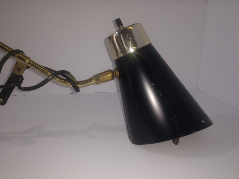 lot 60 image: Vintage Direct Mount, Retractable Scissor Art Desk Lamp