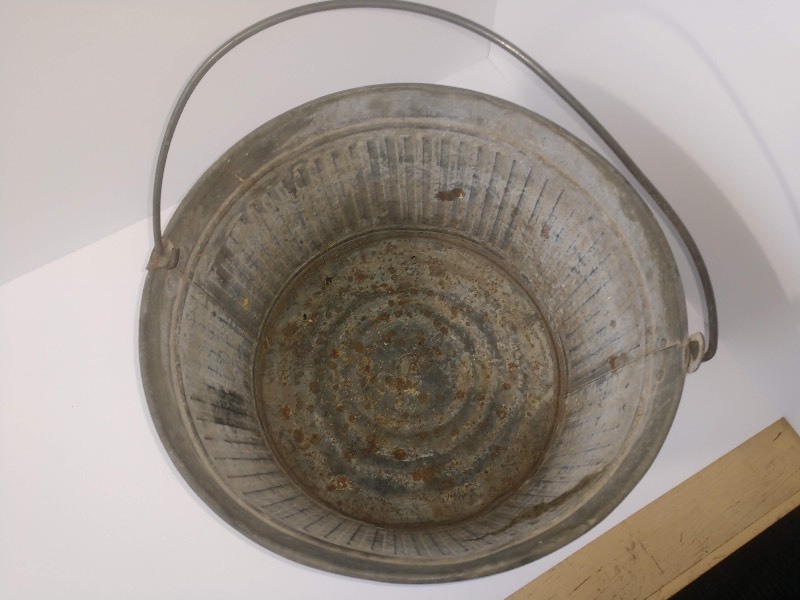 lot 61 image: Antique Galvanized Feed Pail