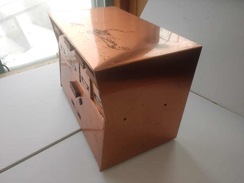 lot 39 image: Antique Krestline Speco Canister Bread Box