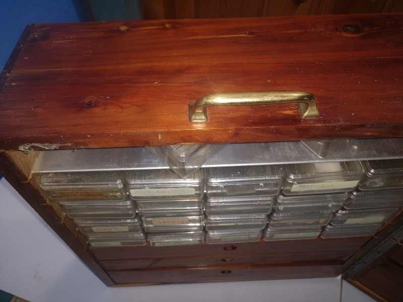 lot 13 image: Very Nice Antique Wood Fly Fishing Chest with Peacock Feathers and Others