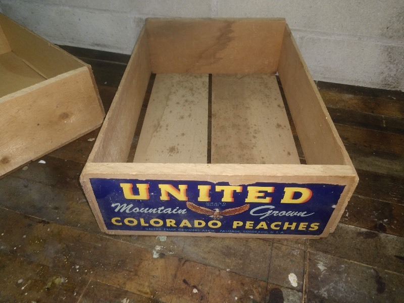 lot 92 image: Primitive United Mountain Grown Colorado Peaches Wood Crates (2)