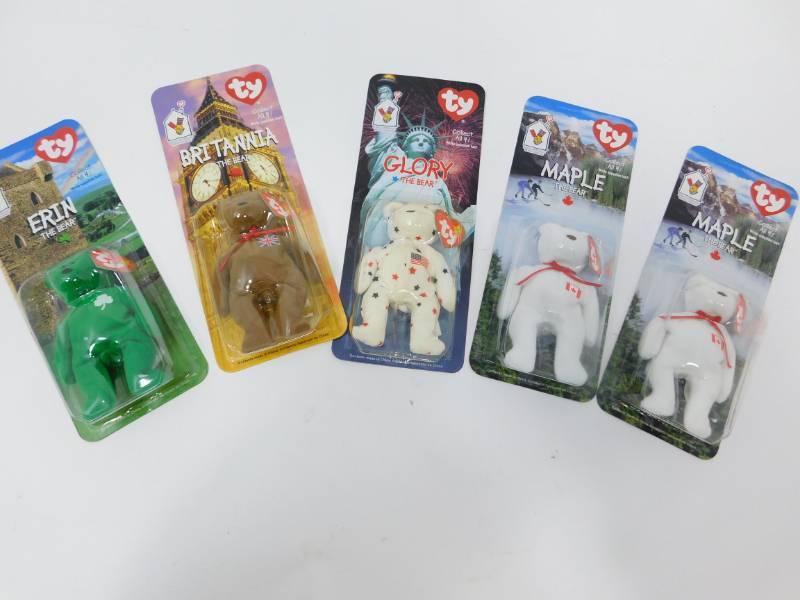 lot 12 image: Five  Collectable TY Bears