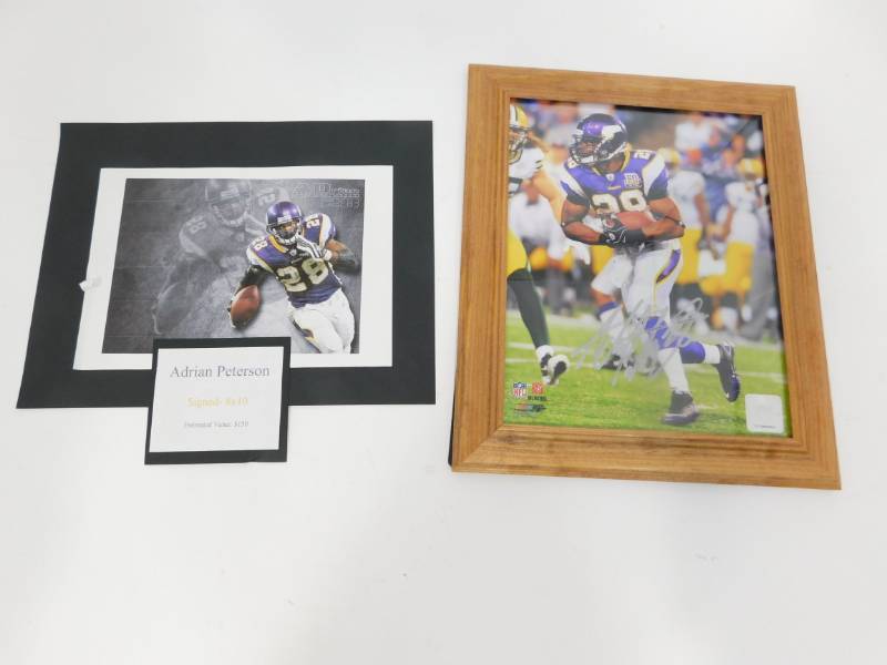 lot 36 image: Framed Adrian Peterson Picture