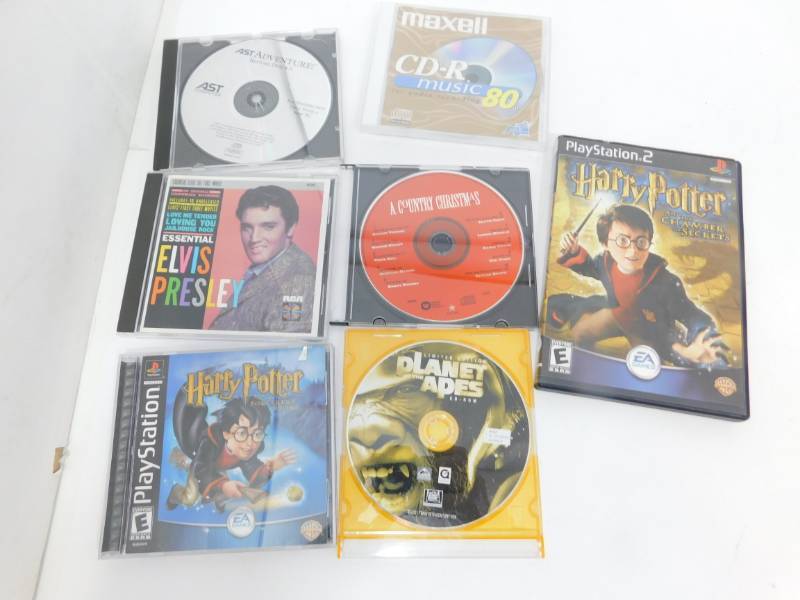 lot 73 image: Collectors Electronic Items