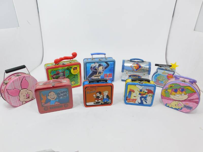 lot 84 image: Nine Lunch Pails