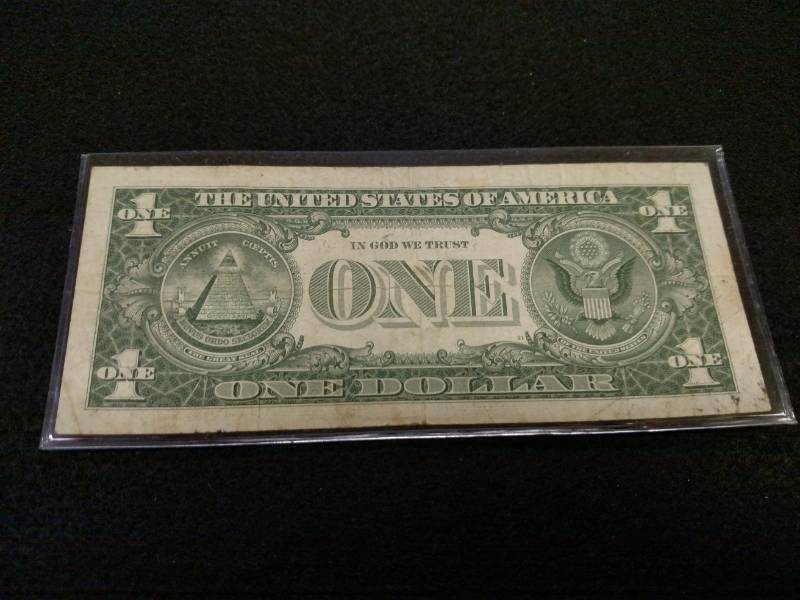 lot 104 image: 1957 One Dollar Silver Certificate ...