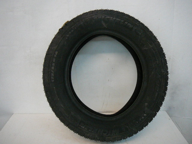 lot 13 image: Michelin X-Ice