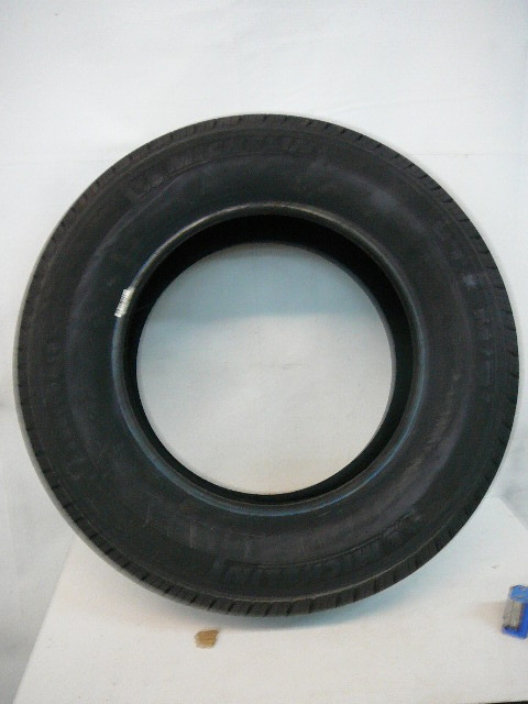 lot 17 image: Michelin LTX MS