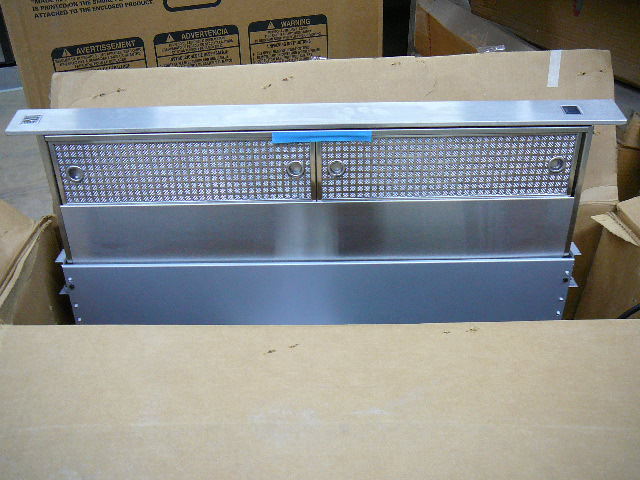 lot 50 image: Kenmore Elite