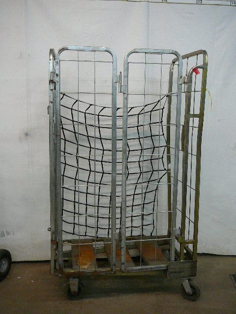 lot 64 image: Steel Freight Cart With 6 Casters