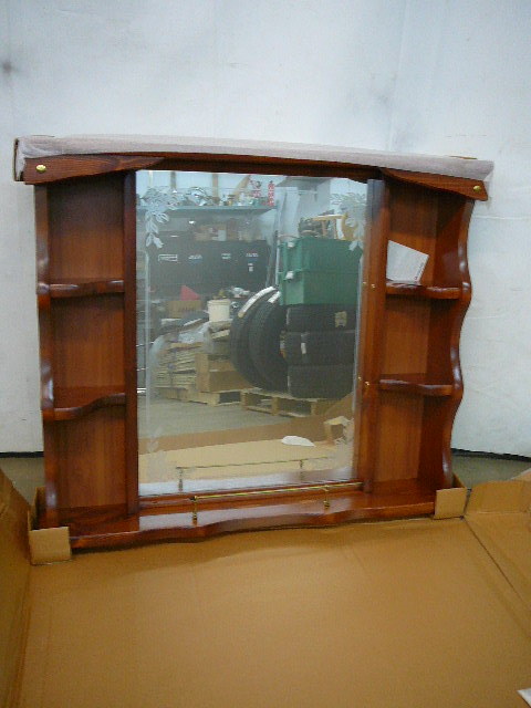 lot 76 image: Hutch Mirror