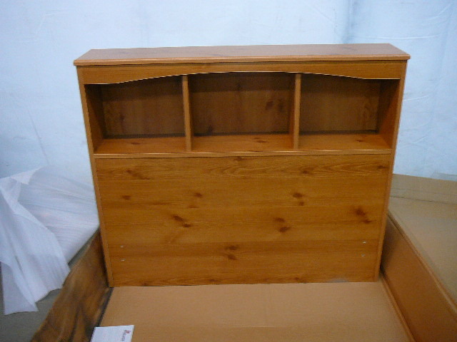lot 80 image: Head Board