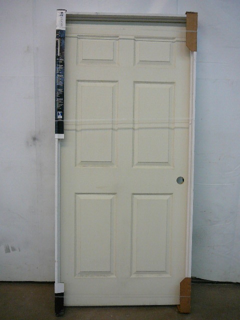 lot 88 image: Molded 6 Panel Textured Door