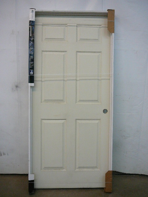 lot 89 image: Molded 6 Panel Textured Door