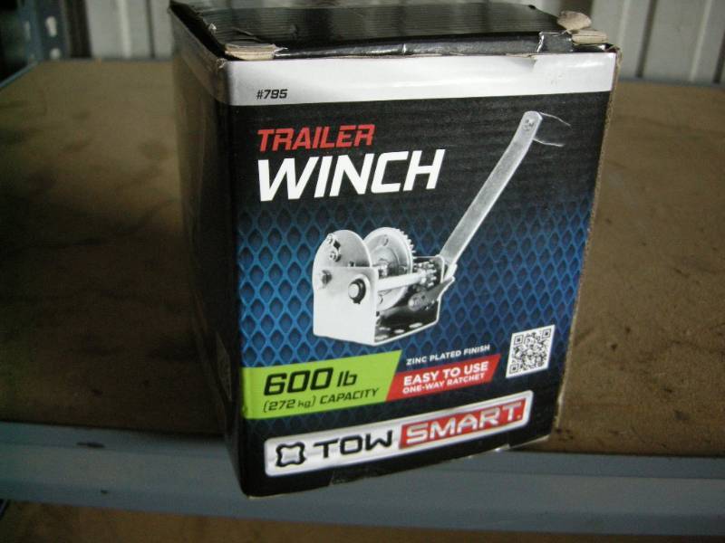 lot 3 image: TowSmart Trailer Winch