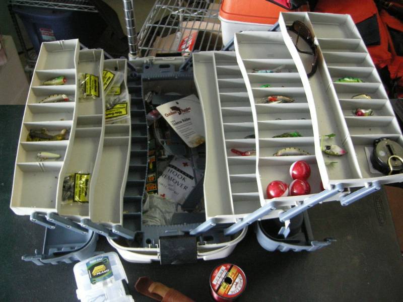 lot 41 image: Flambeau Tackle Box with Tackle
