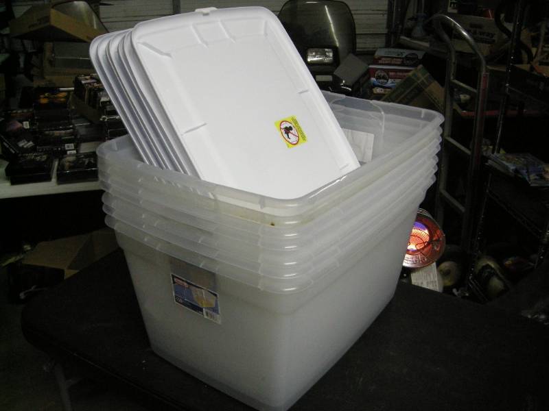 lot 83 image: 7 Sterlite Totes