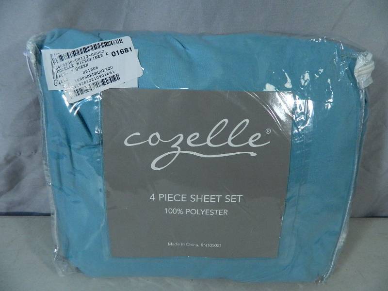 lot 37 image: New 4 Pc Queen Sheet Set