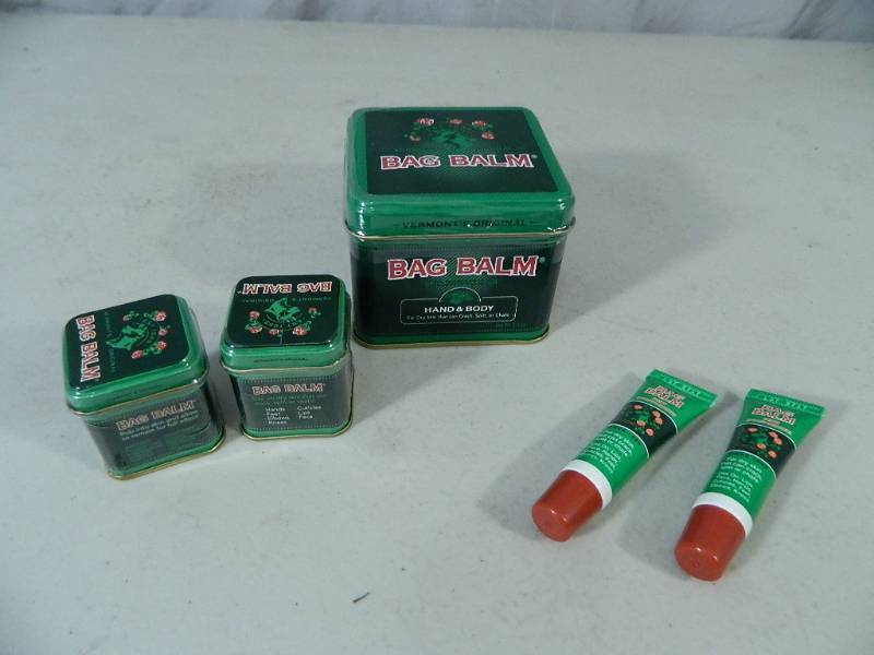 lot 40 image: New Bag Balm