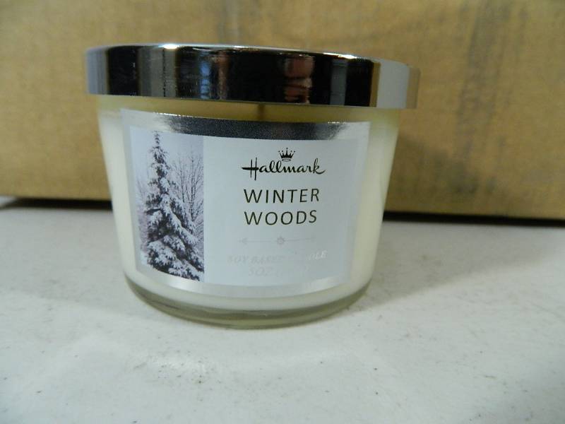 lot 56 image: 6 New Hallmark Winter Woods Candles