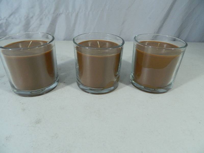 lot 81 image: 3 New Jar Candles