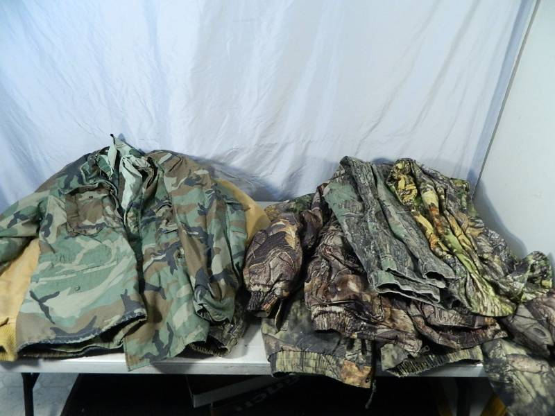 lot 109 image: Assorted Hunting Jackets, Pants, Etc
