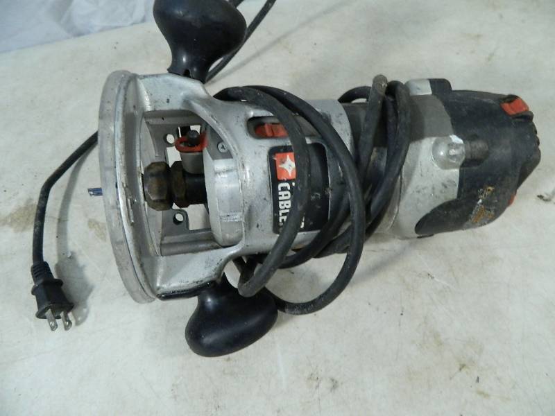 lot 115 image: Porter Cable Router