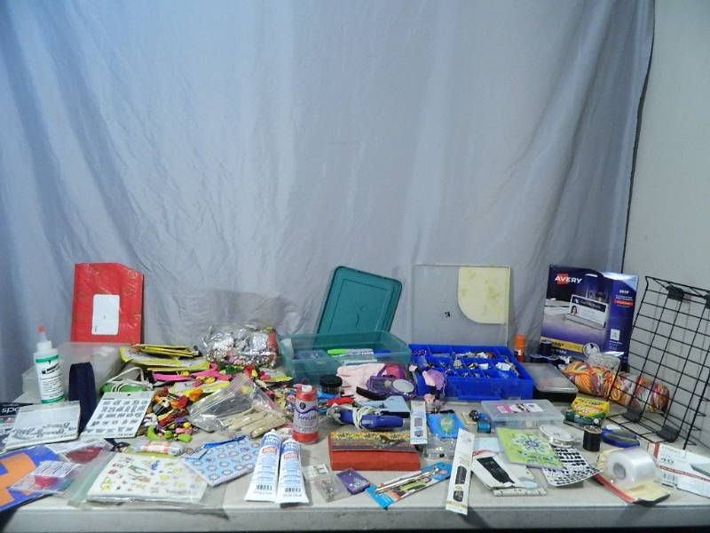lot 147 image: Craft Items