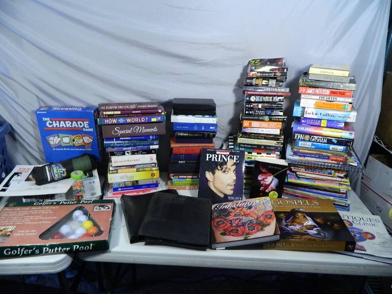 lot 170 image: Books, Games, Photo Albums, Etc