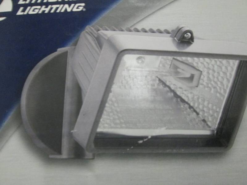 lot 208 image: Lithonia Lighting Lot of 2 150W Hal...