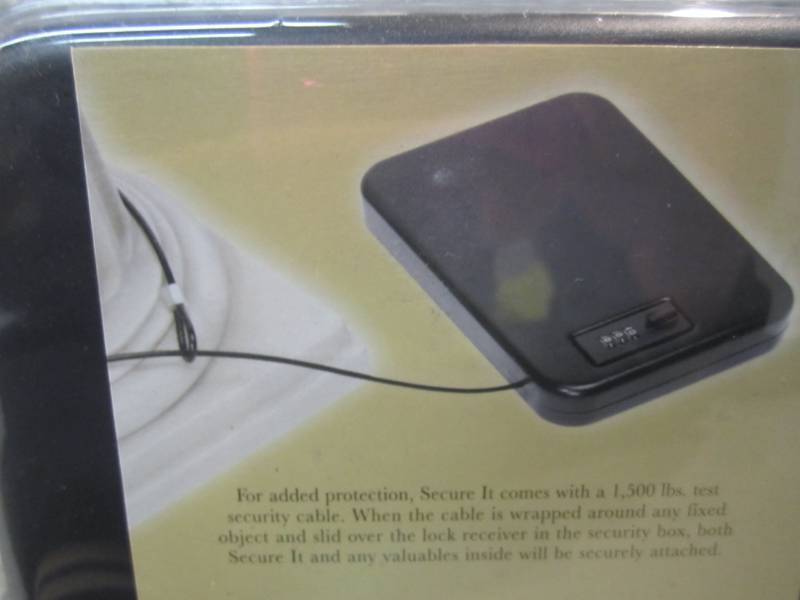 lot 6 image: Full Size Handgun Secure It Securit...