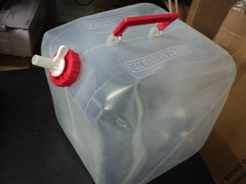 lot 70 image: Lot of 10 - 5 Gallon Collapsible Wa...