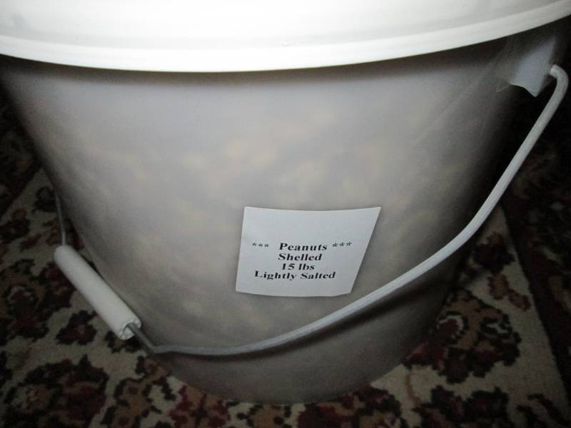 lot 250 image: 15 Pounds Bucket of Shelled, Lightly Salted Peanuts