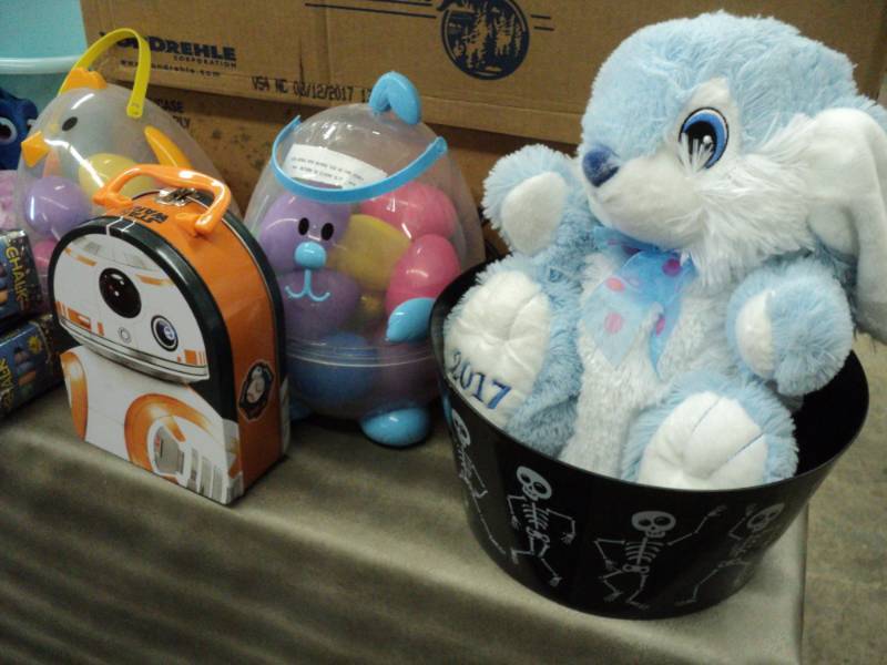 Easter Dcor and Supplies...