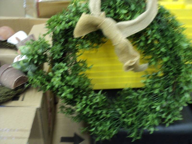 Spring and Easter Dcor...