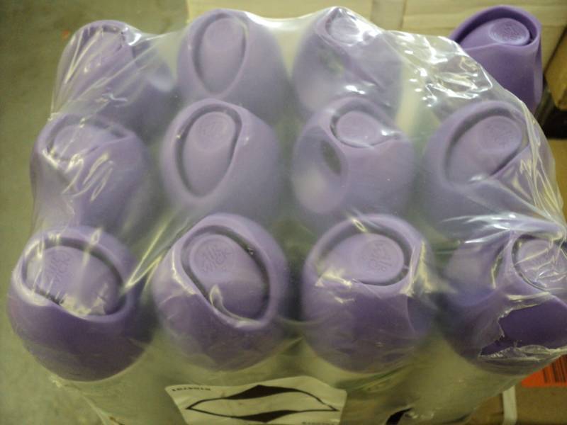 12 pack of 8oz Airwick Essential Oi...